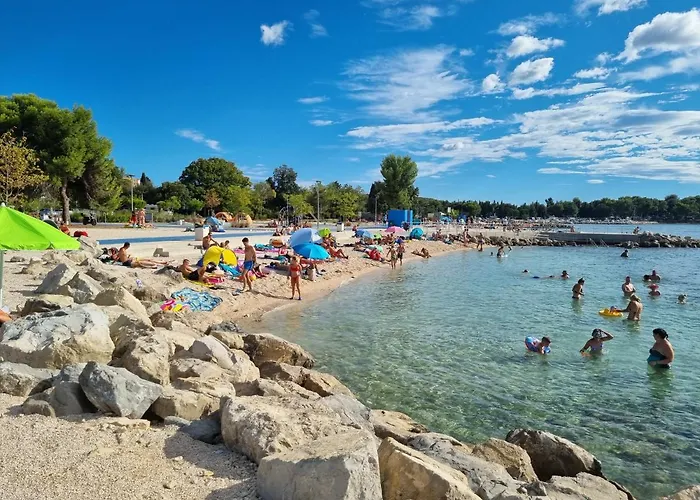 Pero Апартаменти Пула